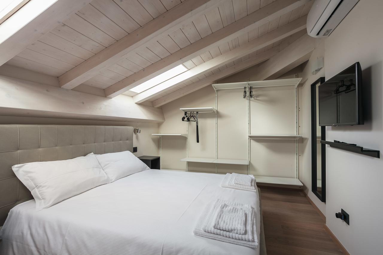 Sant'Orsola Suites Apartments Болонья Экстерьер фото
