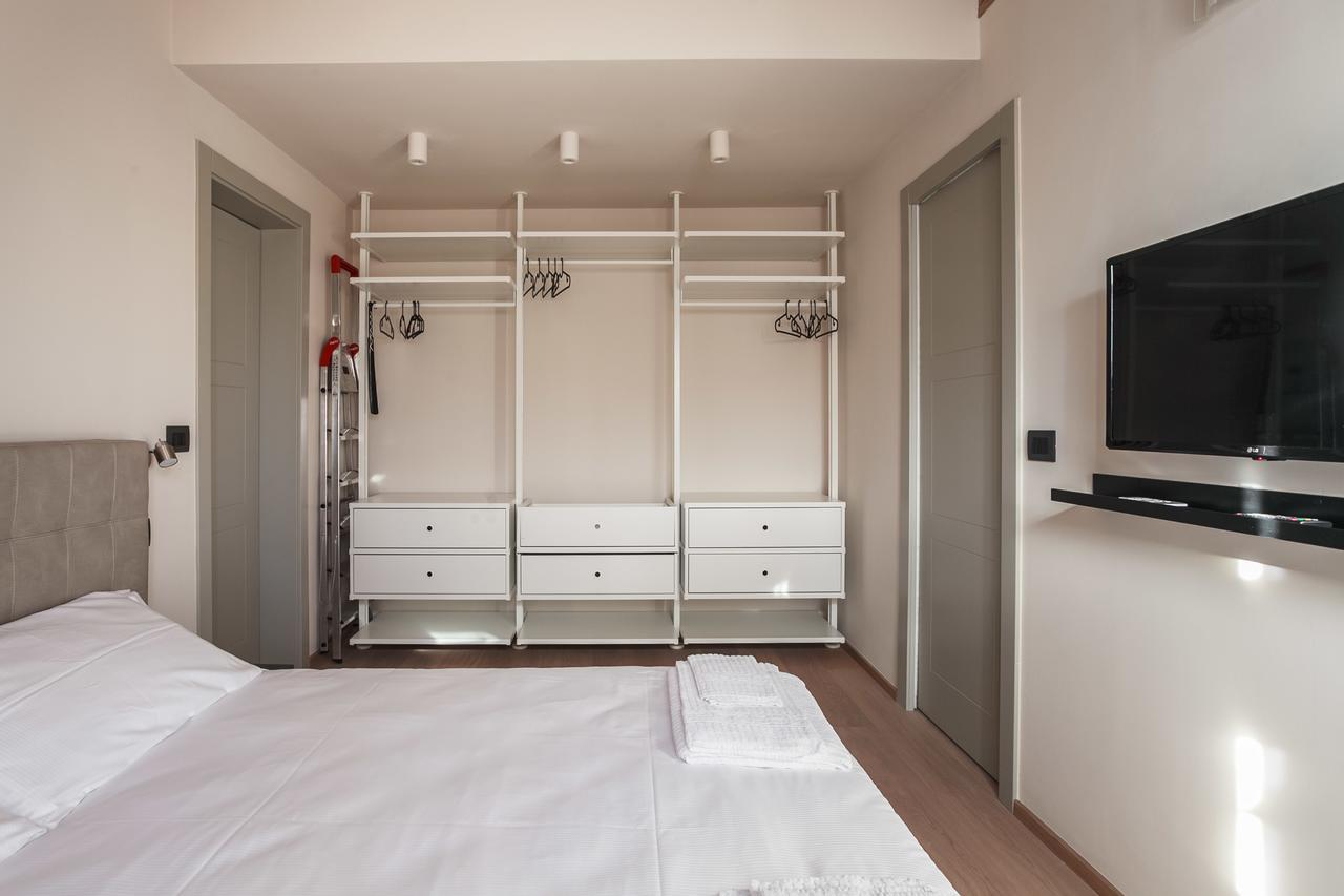 Sant'Orsola Suites Apartments Болонья Экстерьер фото